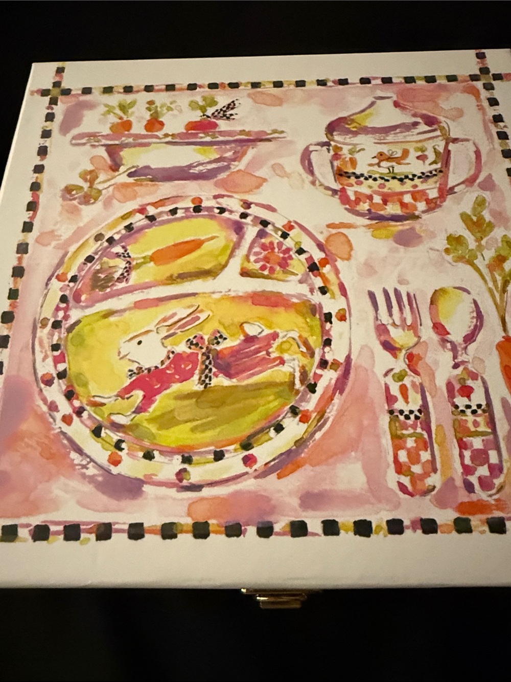 NWOT Mackenzie Childs Bunny Dinnerware set for kids